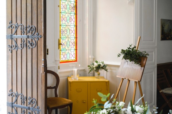 Flowers easel tinted church window detail decor